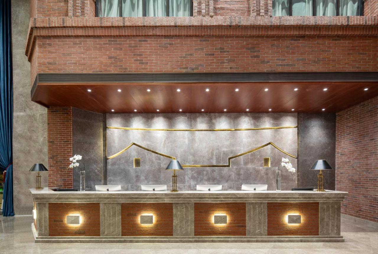Kunming Huiyue Wyndham Hotel מראה חיצוני תמונה