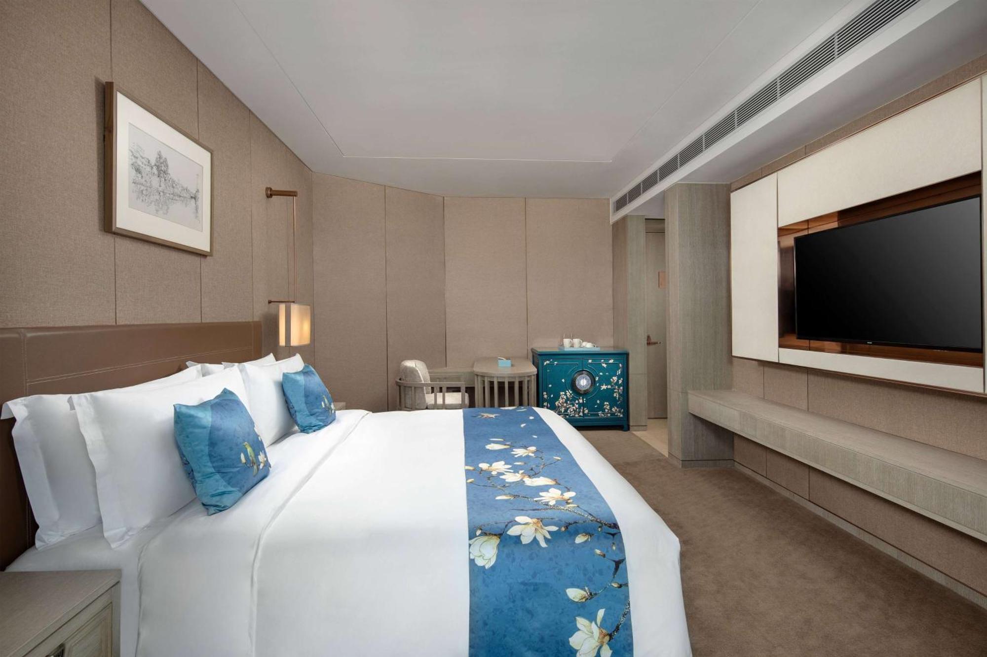 Kunming Huiyue Wyndham Hotel מראה חיצוני תמונה