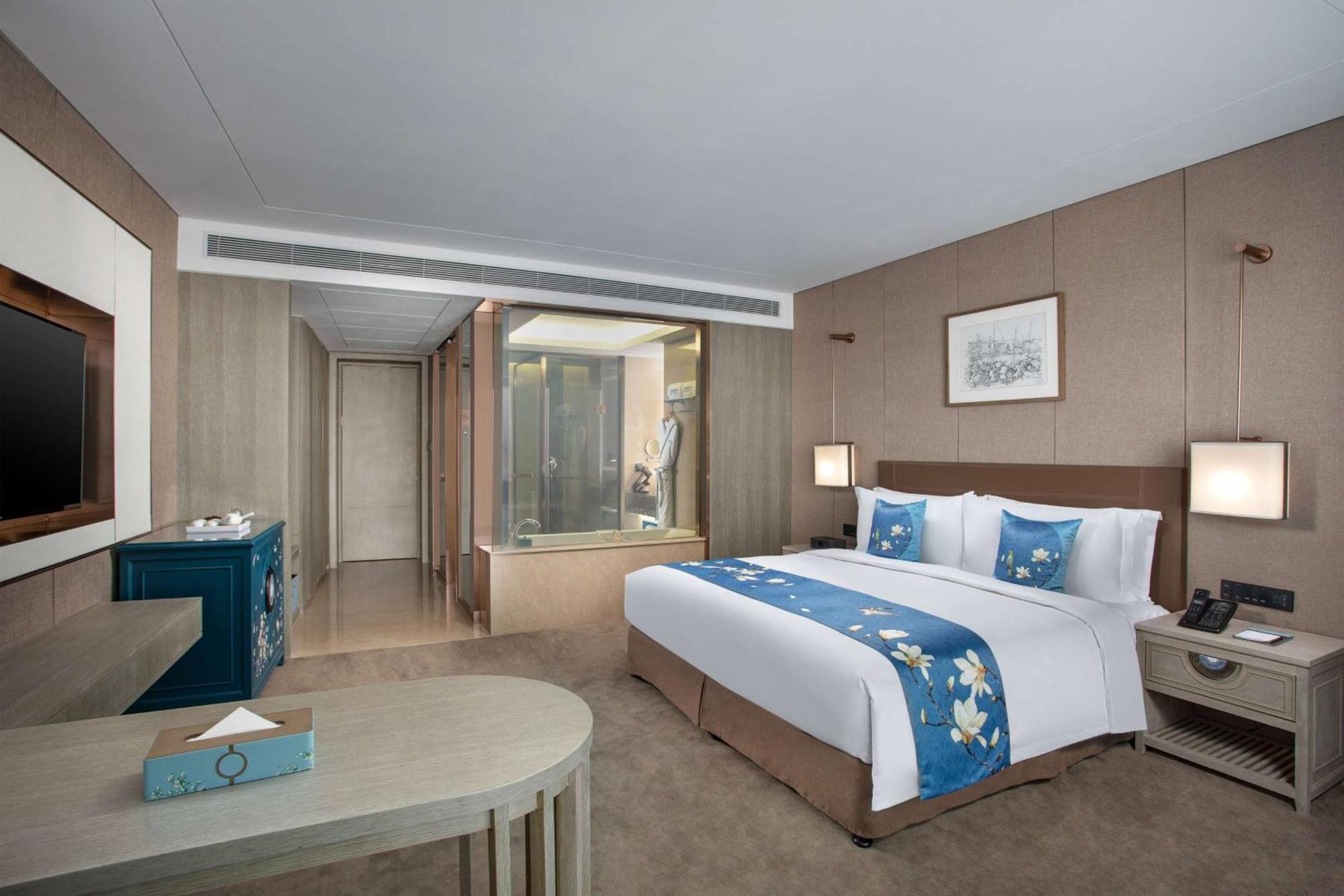 Kunming Huiyue Wyndham Hotel מראה חיצוני תמונה