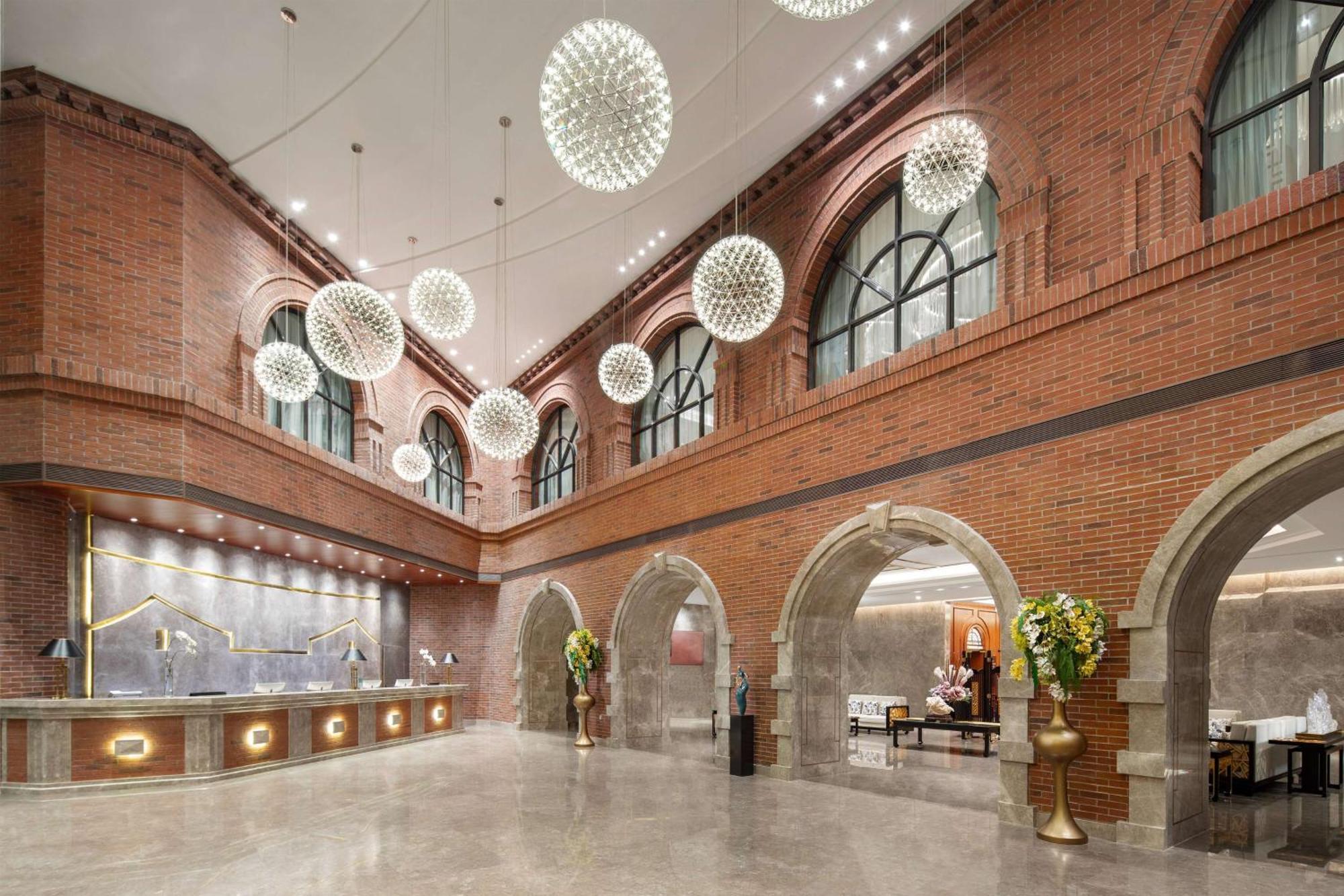 Kunming Huiyue Wyndham Hotel מראה חיצוני תמונה