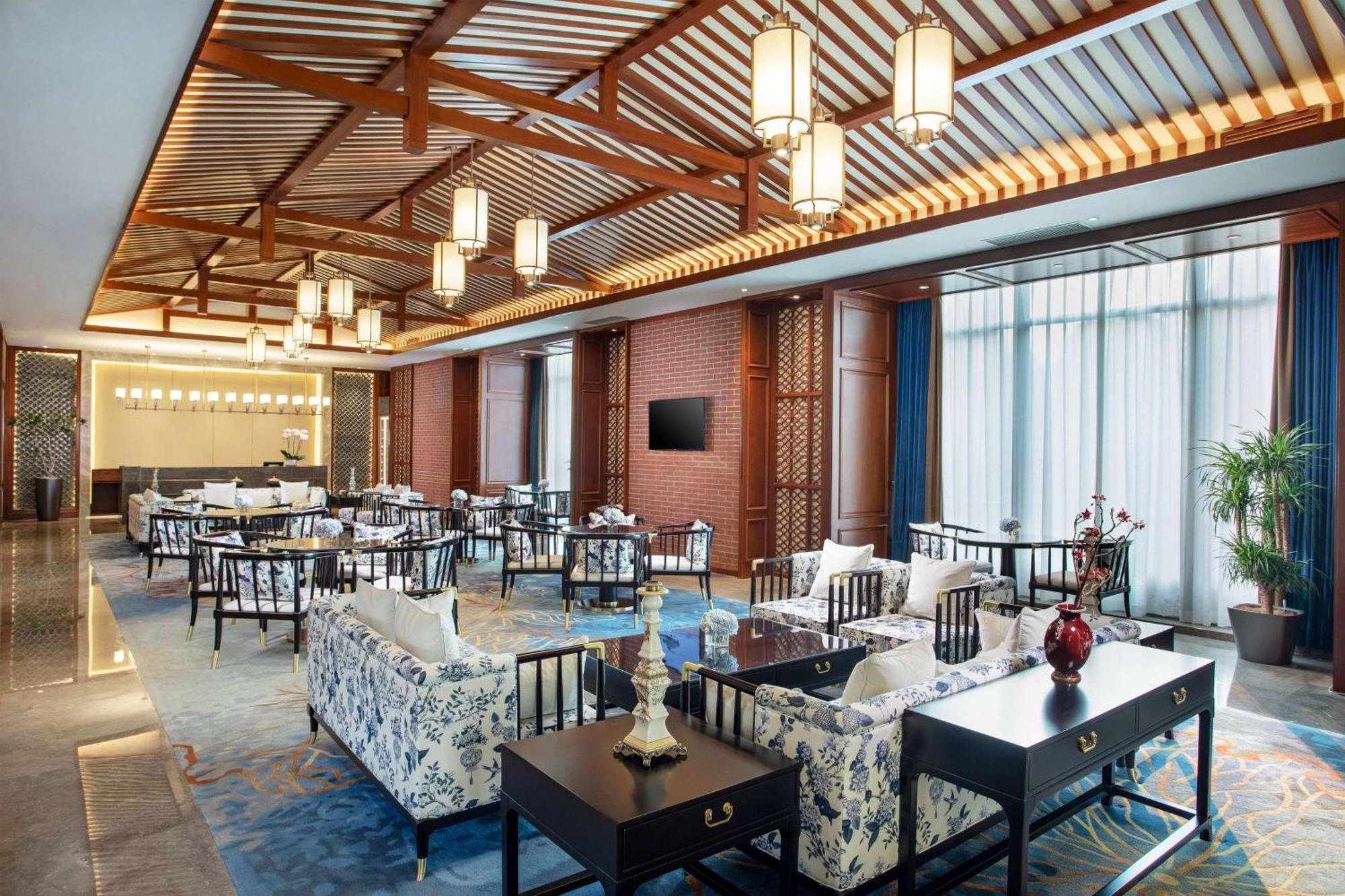 Kunming Huiyue Wyndham Hotel מראה חיצוני תמונה